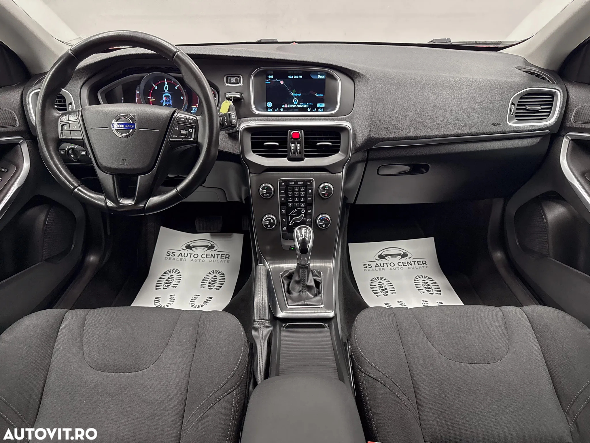 Volvo V40 D2 Geartronic Linje You! - 21