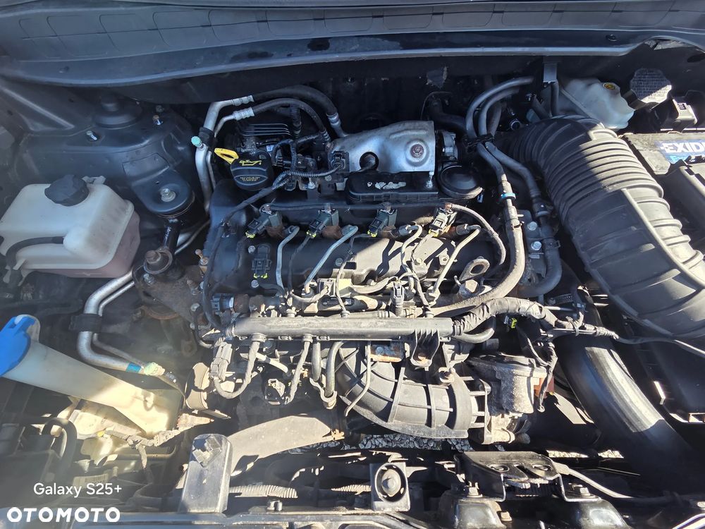 Hyundai ix35 2.0 CRDi 2WD Style - 17