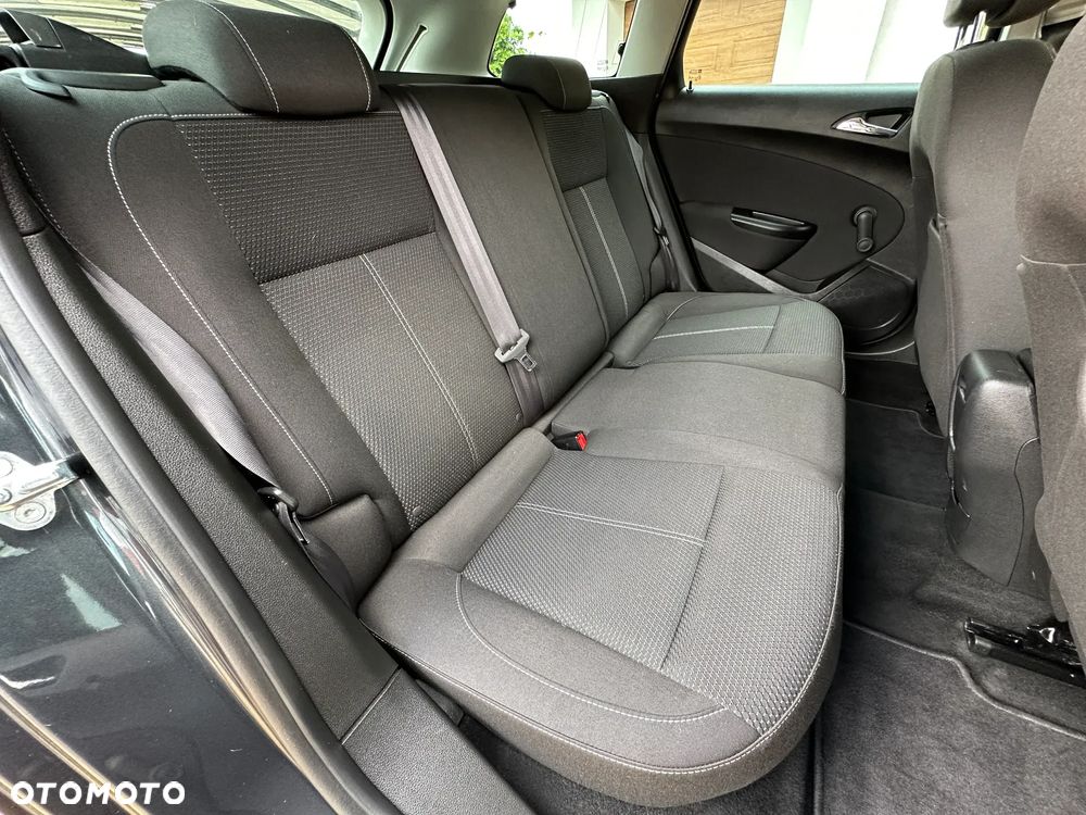 Opel Astra IV 1.6 T SIDI Cosmo S&S - 22