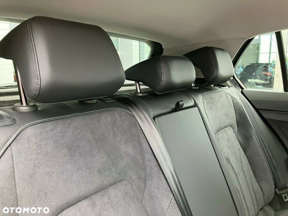 Volkswagen Golf 1.5 TSI Life Plus - 24