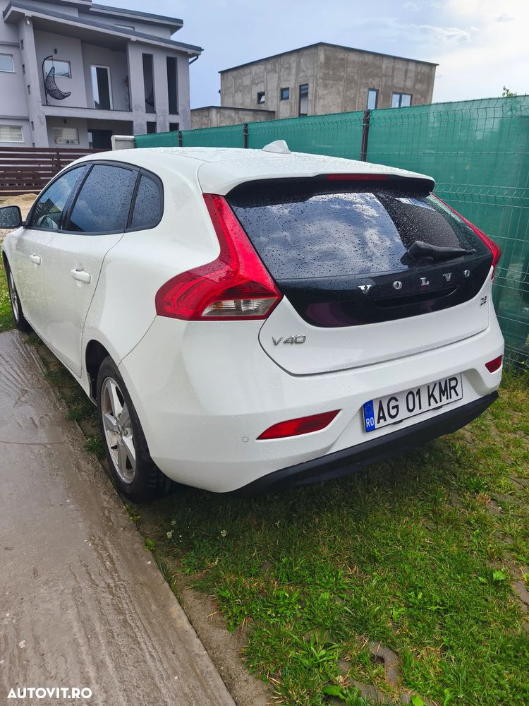 Volvo V40 D2 Geartronic Momentum - 14
