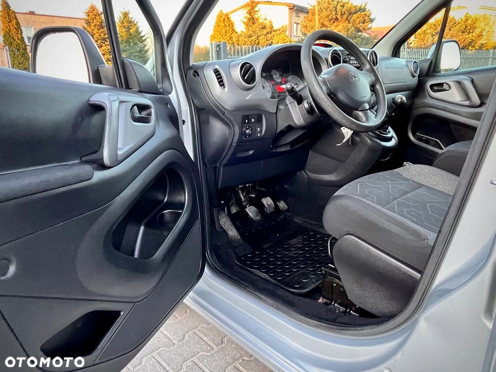 Peugeot Partner - 11