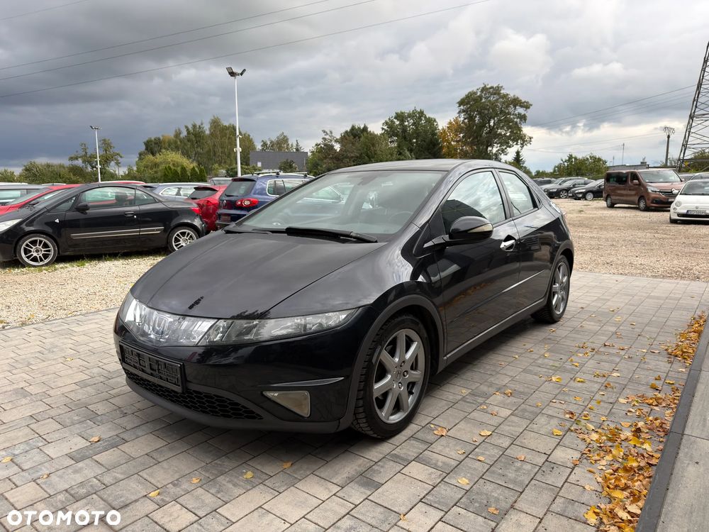 Honda Civic 1.8 Executive - 26