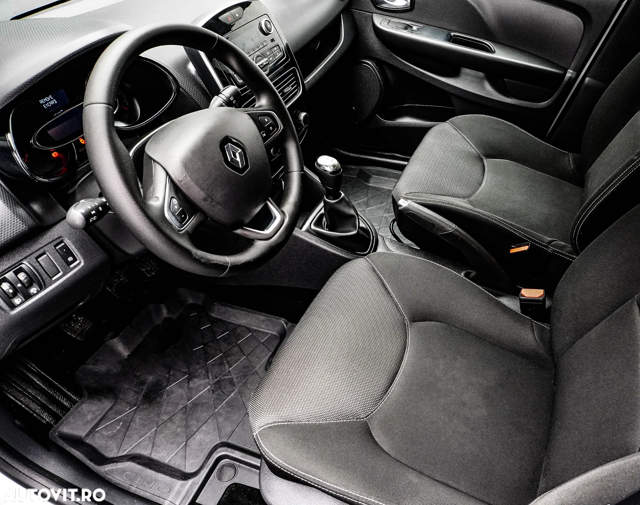 Renault Clio IV 0.9 Energy TCe Intens - 11