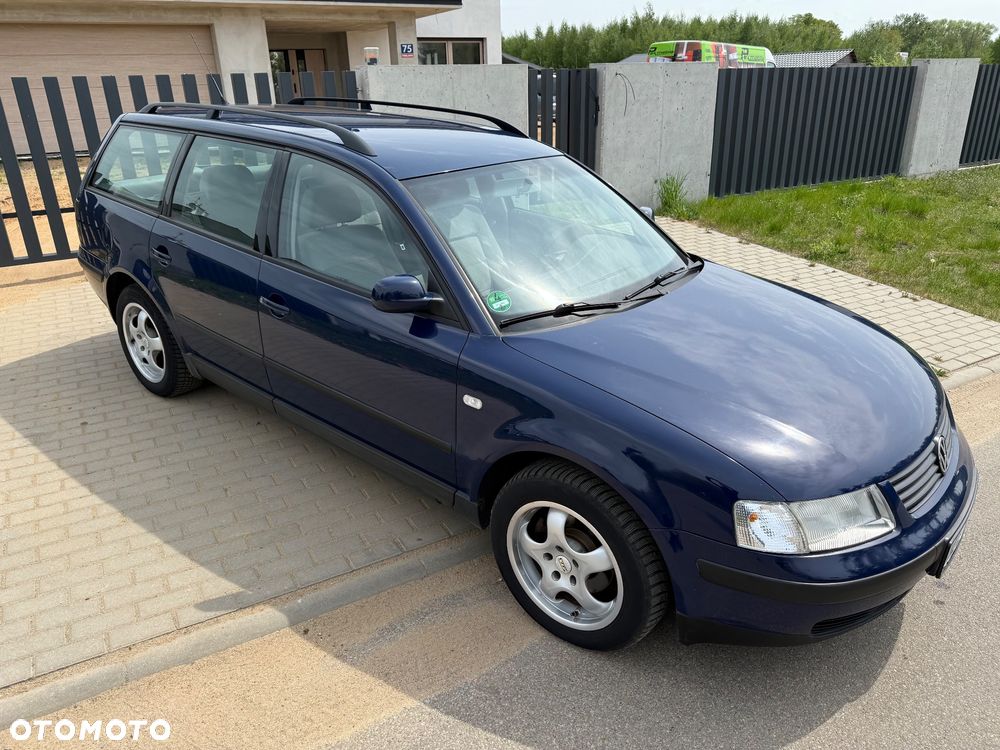 Volkswagen Passat 1.8 Comfortline - 15