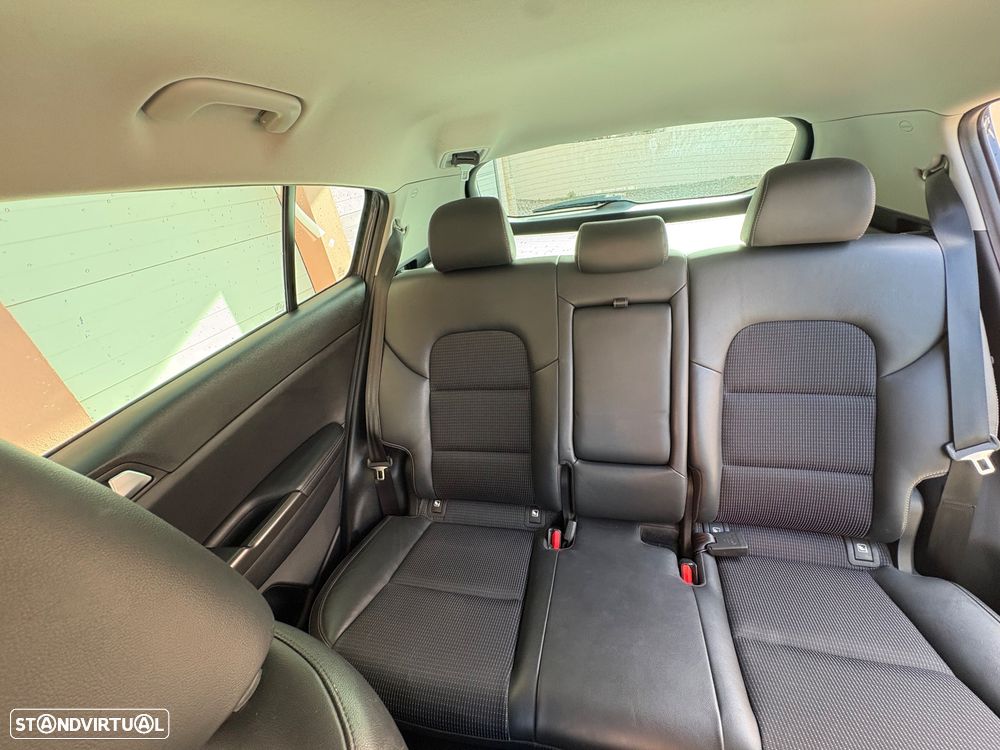 Kia Sportage 1.7 CRDI ISG LX - 8