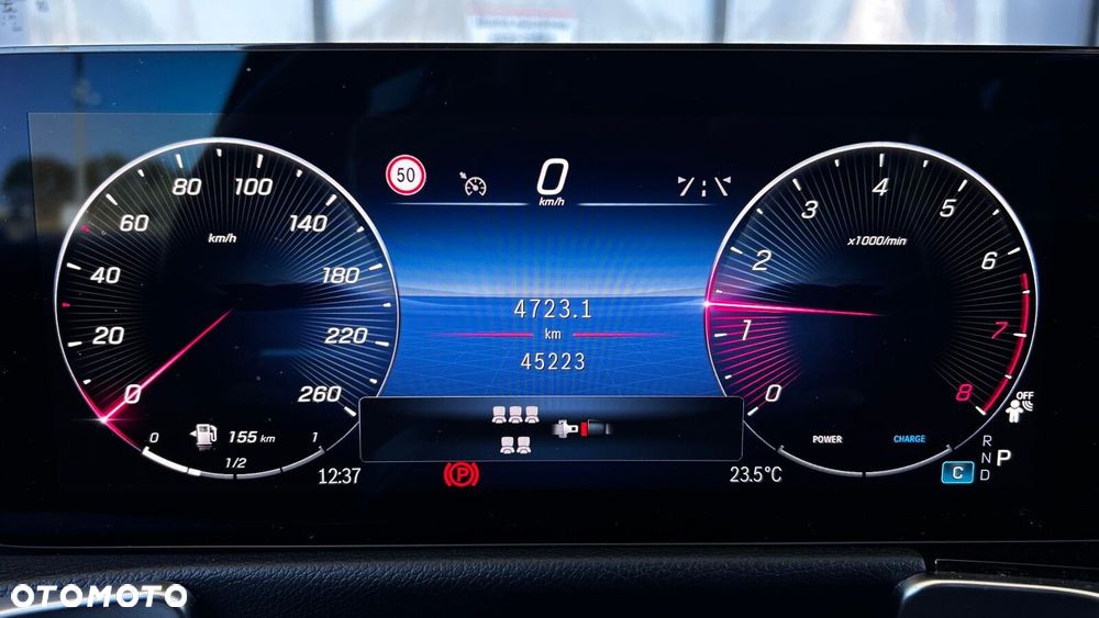Mercedes-Benz GLB - 17