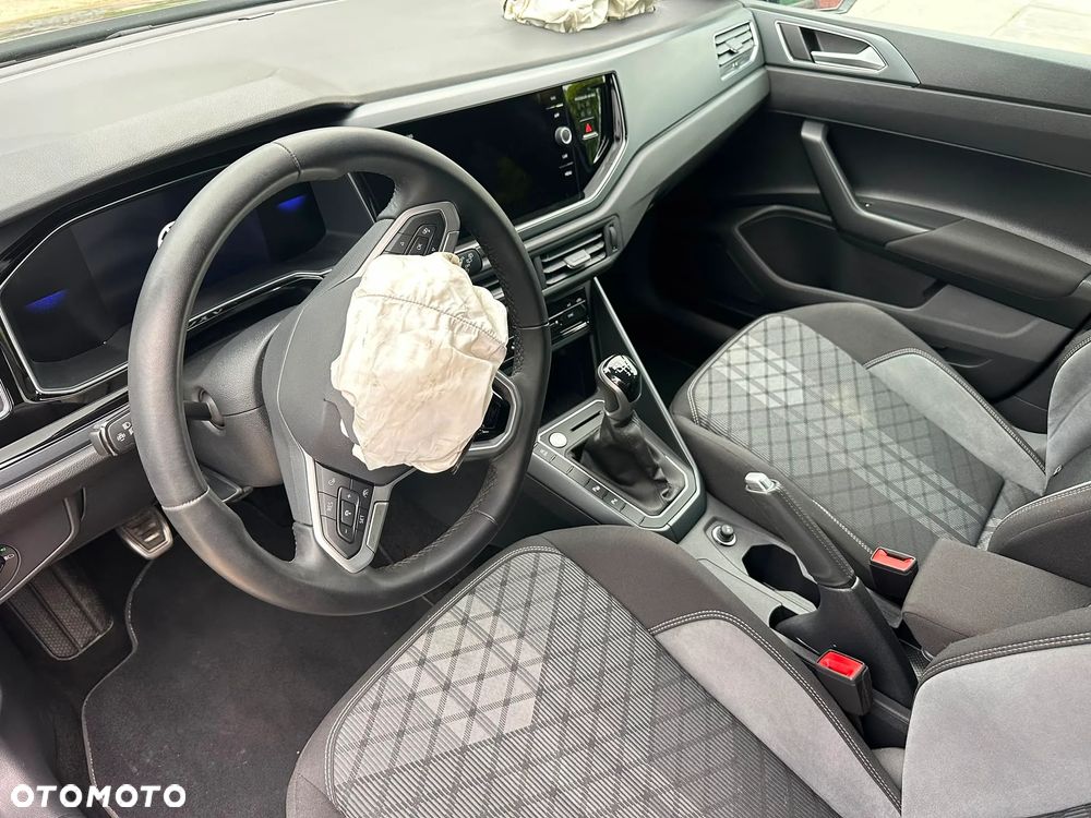 Volkswagen Polo 1.0 TSI OPF R-Line - 9