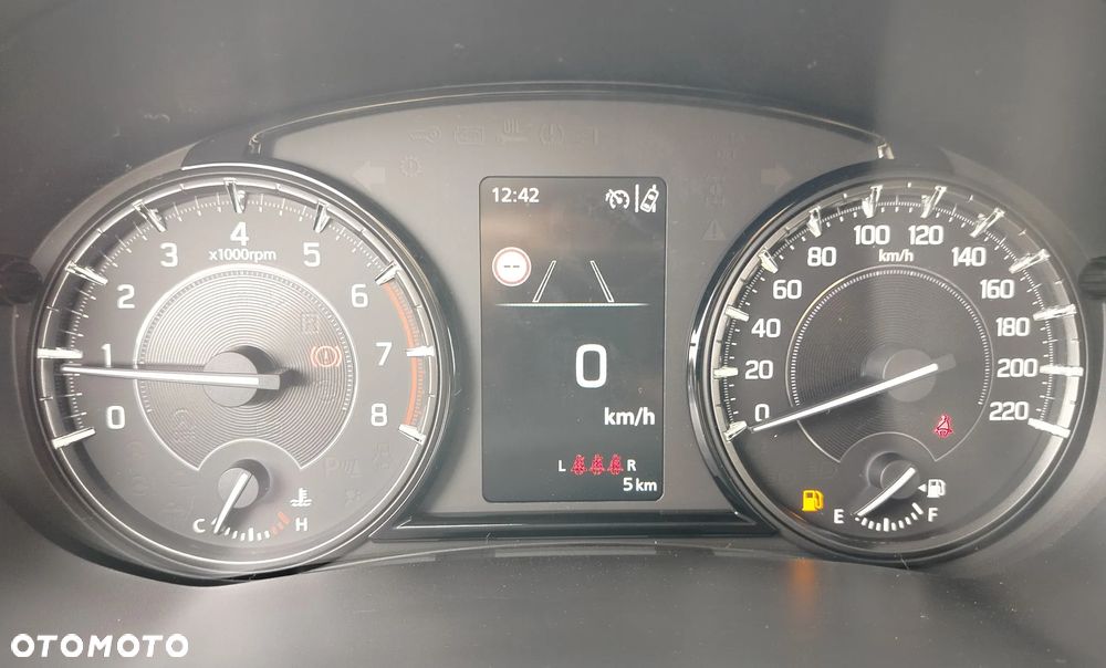 Suzuki Vitara 1.4 Boosterjet mHEV Premium Plus 2WD - 18