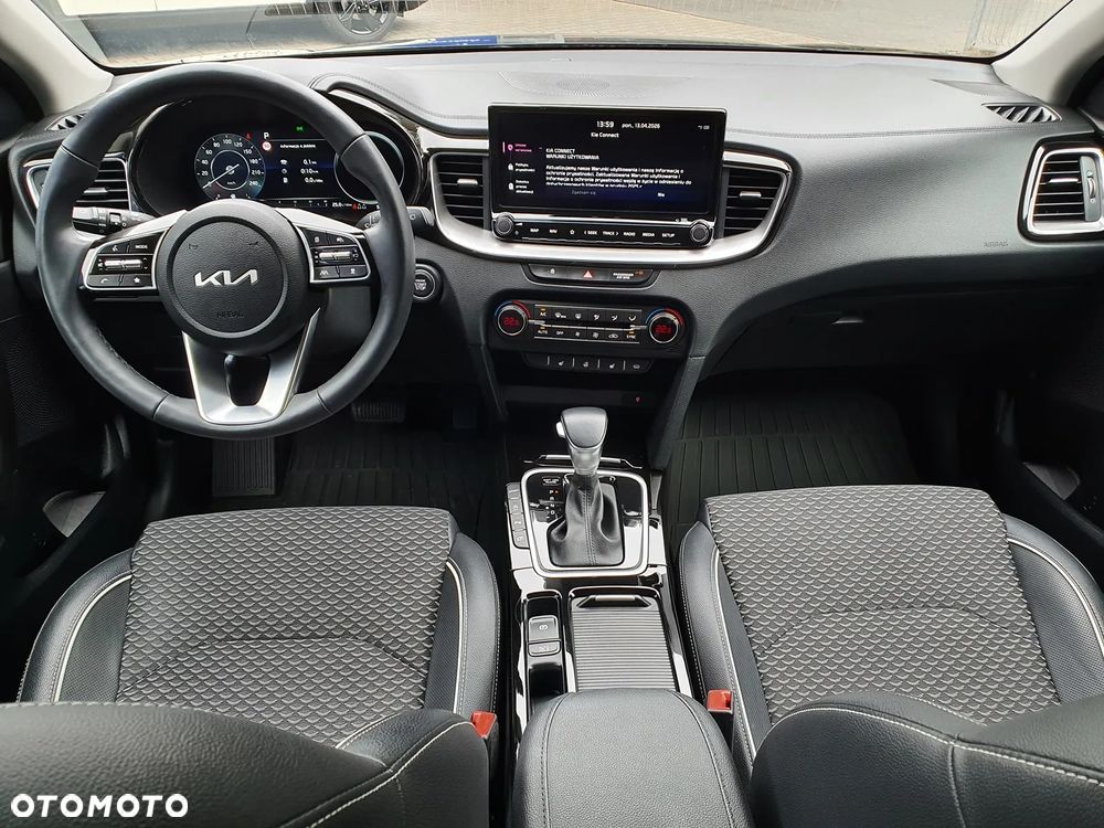 Kia XCeed 1.5 T-GDI Business Line DCT - 15
