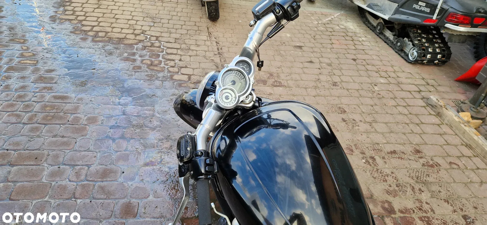 Harley-Davidson V-Rod Muscle - 11