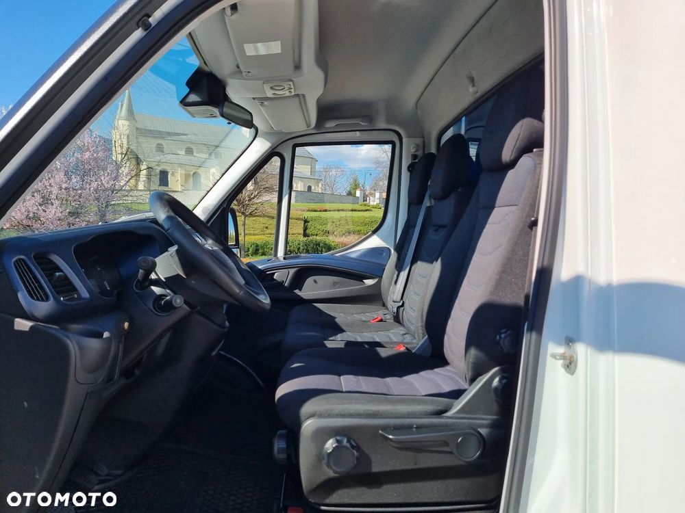 Iveco Daily 35-180 3.0 HPi 180  10-Palet Skrzynia dł 4.80 Firanka - 10
