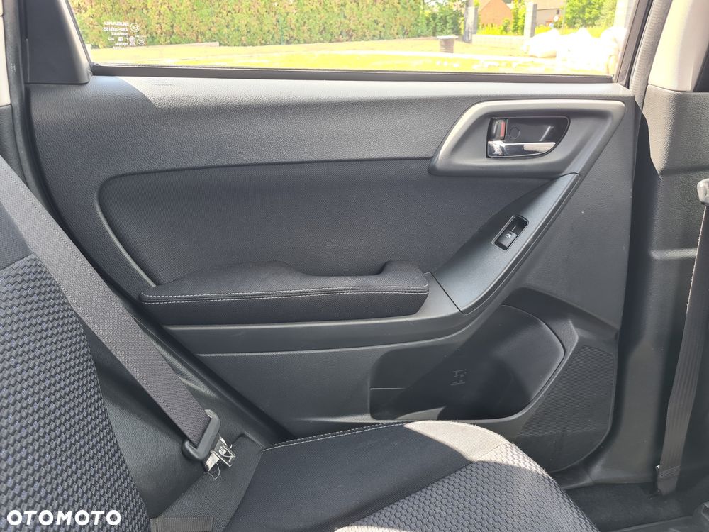 Subaru Forester 2.0 D Exclusive Lineartronic - 27