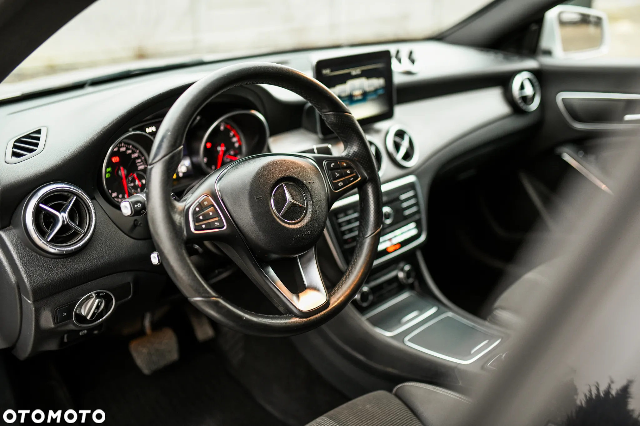 Mercedes-Benz CLA Shooting Brake 180 7G-DCT - 20