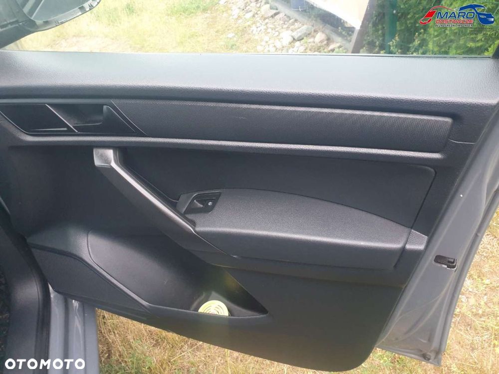 Volkswagen CADDY LONG DSG MAŁY PRZEBIEG Z POTWIERDZENIEM - 15