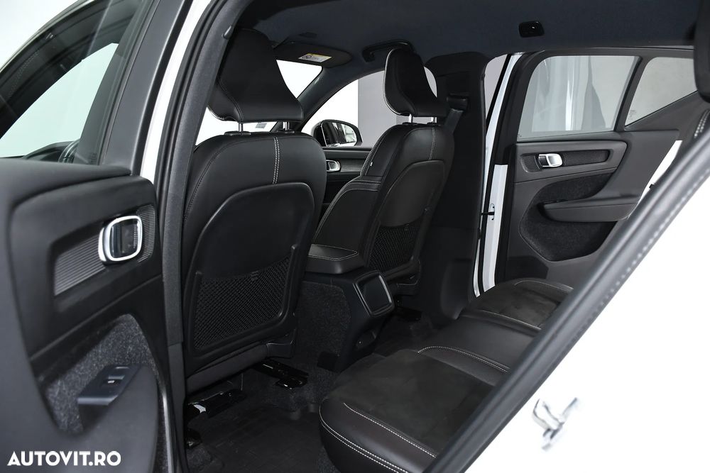 Volvo XC 40 D4 AWD Geartronic R-Design - 15