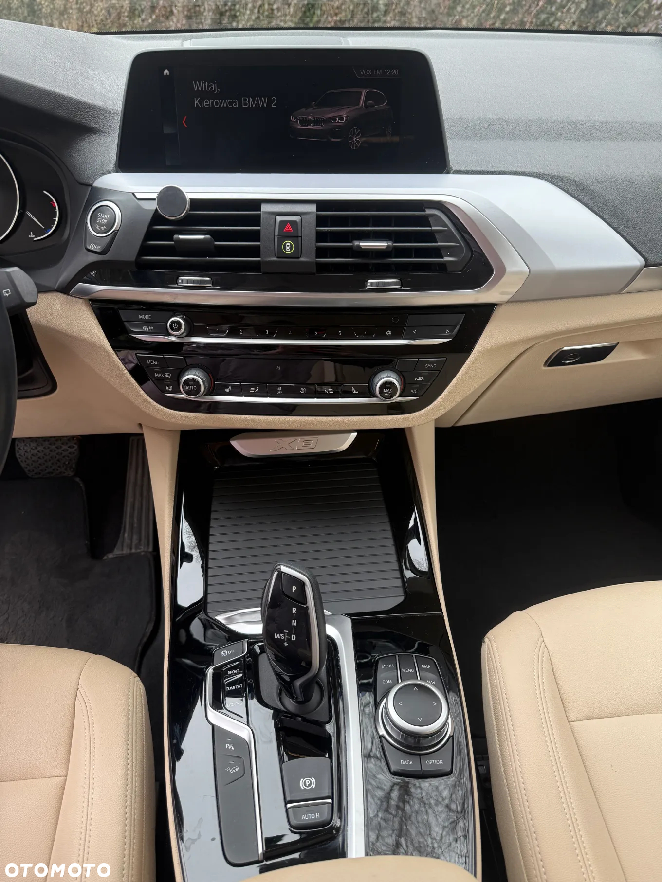 BMW X3 xDrive20i Advantage - 17