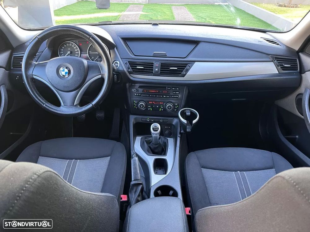 BMW X1 18 d sDrive Line Sport - 39