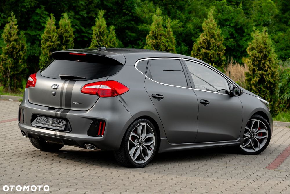 Kia Ceed 1.6 T-GDI GT - 19