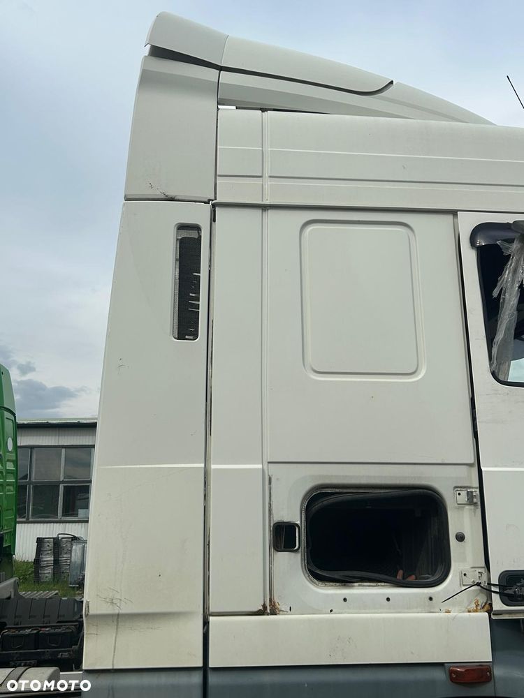 SPOILERY ZAKABINOWE OWIEWKI  KOMPLET DAF XF 105 - 2