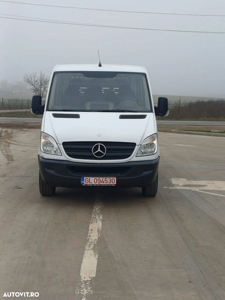 Mercedes-Benz Sprinter - 11