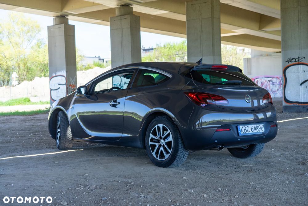 Opel Astra - 4