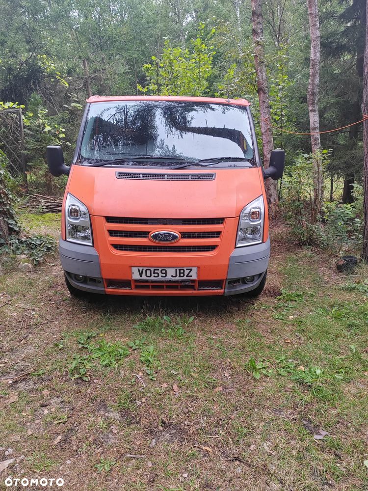 Ford Transit 350L - 1