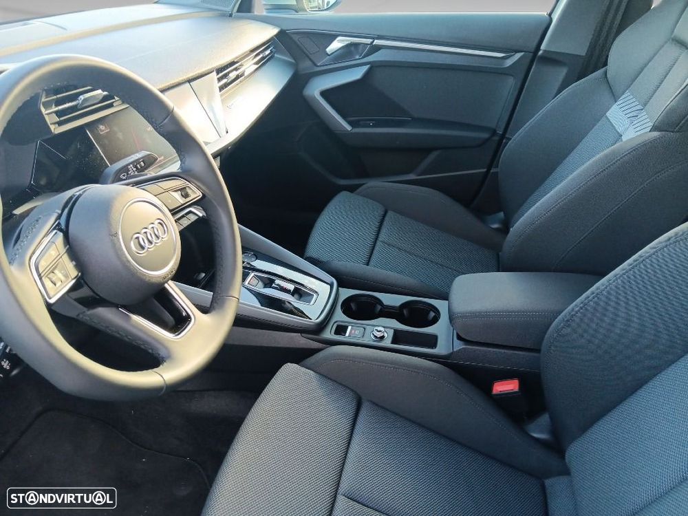 Audi A3 Sportback 30 TFSI Advanced S tronic - 9