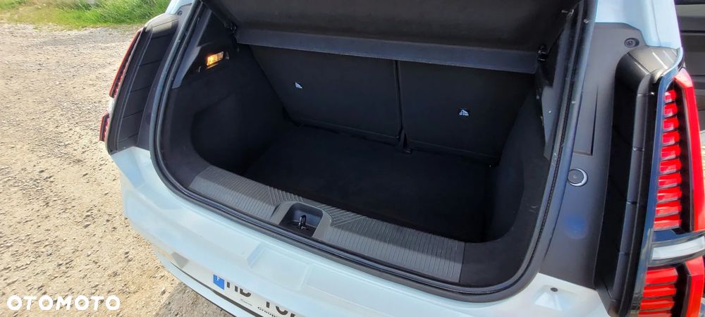 Renault 5 52kWh Comfort Range Techno - 37