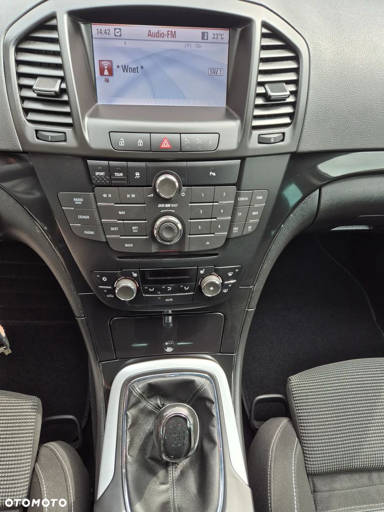 Opel Insignia 2.0 CDTI - 16