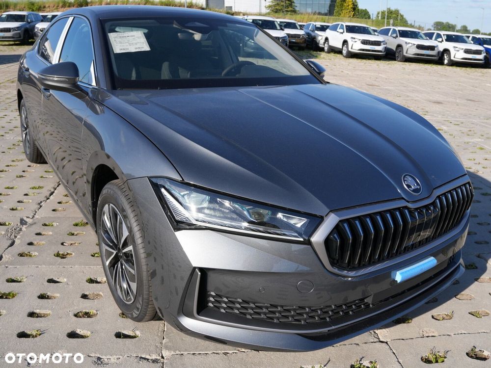 Skoda Superb 2.0 TDI SCR 4x4 Drive DSG - 4