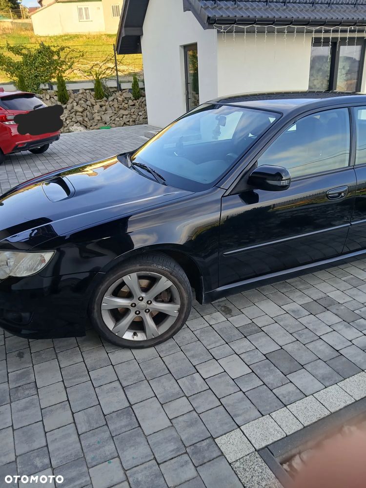 Subaru Legacy - 16