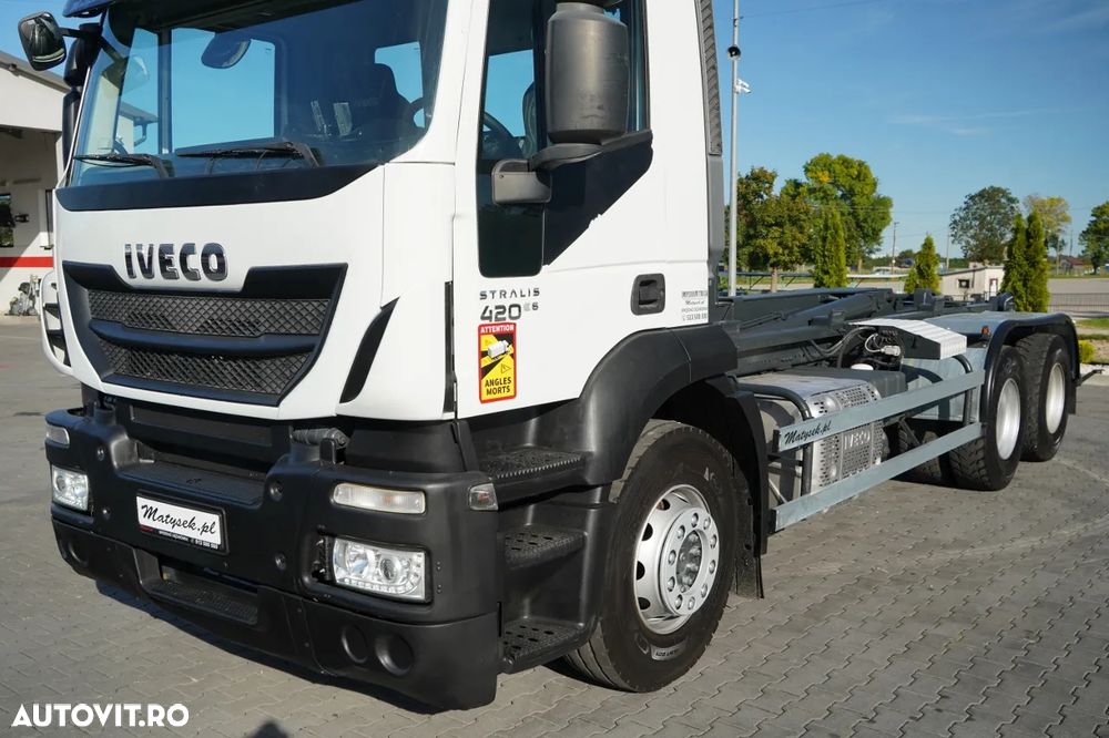 Iveco STRALIS 420 / CAMIOANĂ CU CÂRLIG / 6X4 / MAREL / CAPACITATE DE RIDICARE 17.275 KG / EURO 6 - 9