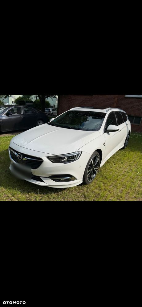 Opel Insignia - 1