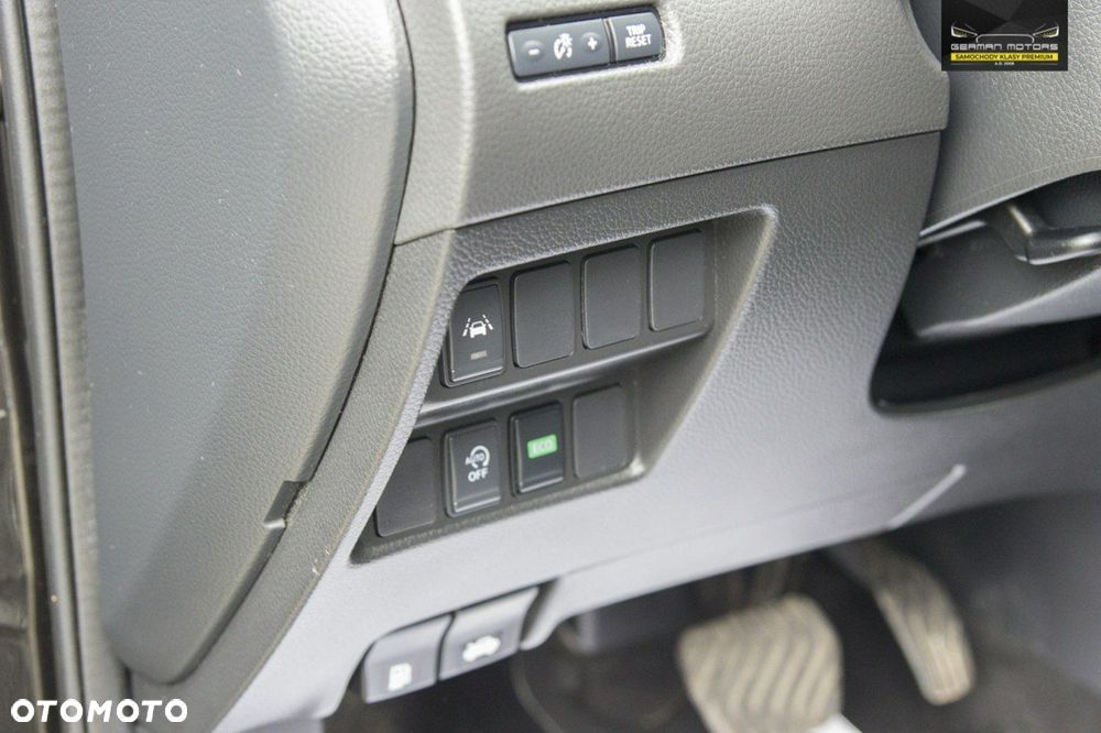 Nissan Qashqai 1.3 DIG-T DCT TEKNA - 29