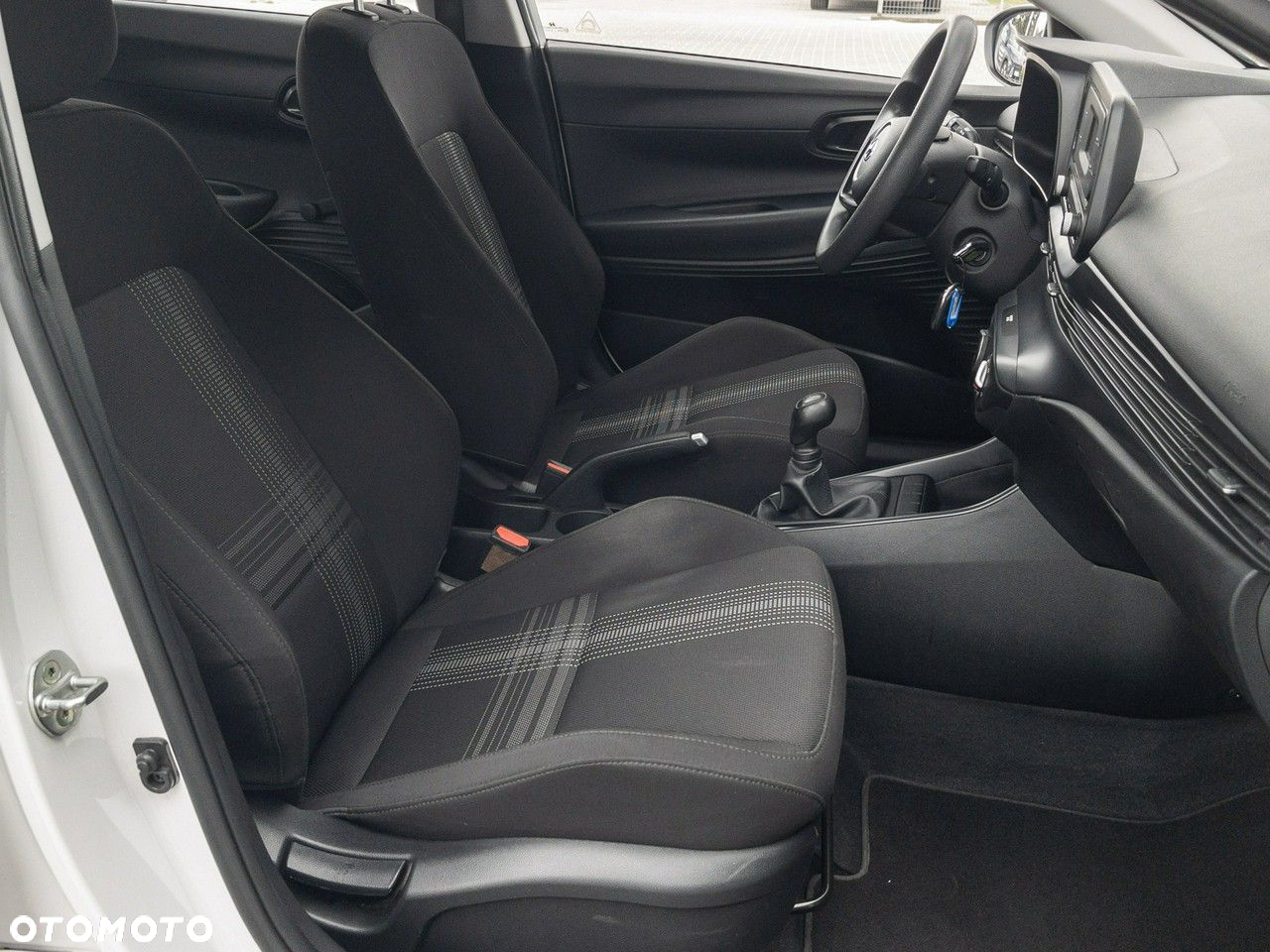 Hyundai Bayon 1.2 Pure - 25