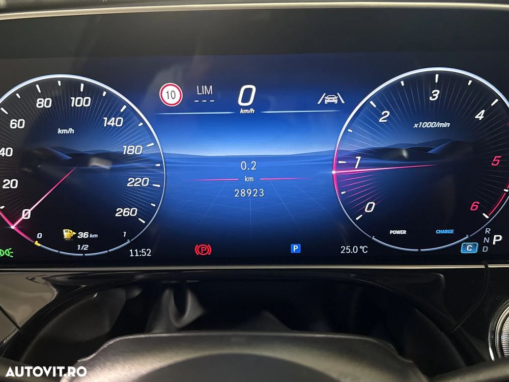 Mercedes-Benz E 220 d MHEV - 11