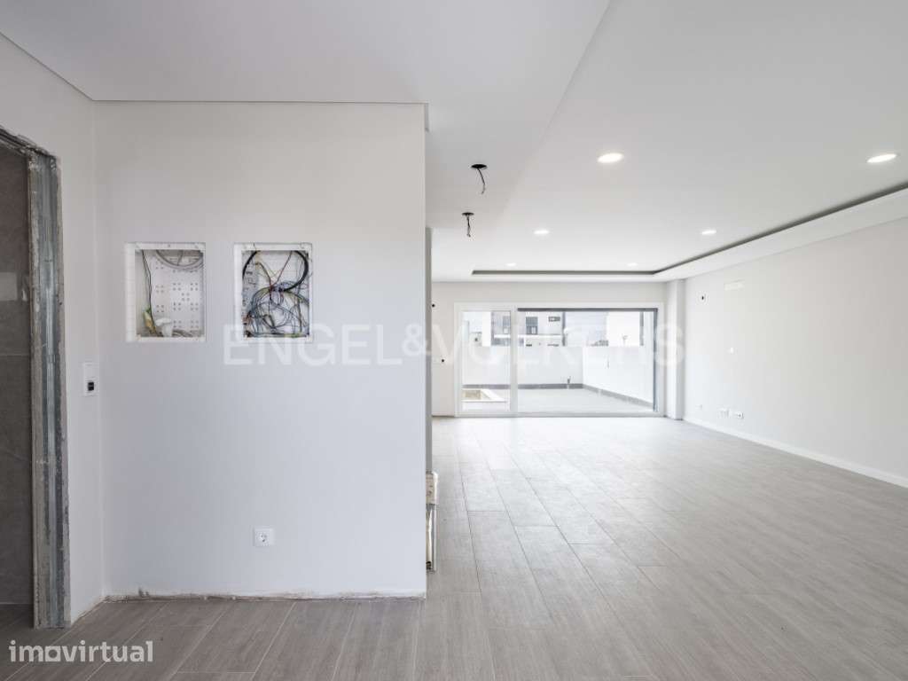 Moradia de Luxo T4 em Alcochete com Piscina e Rooftop - Grande imagem: 5/31
