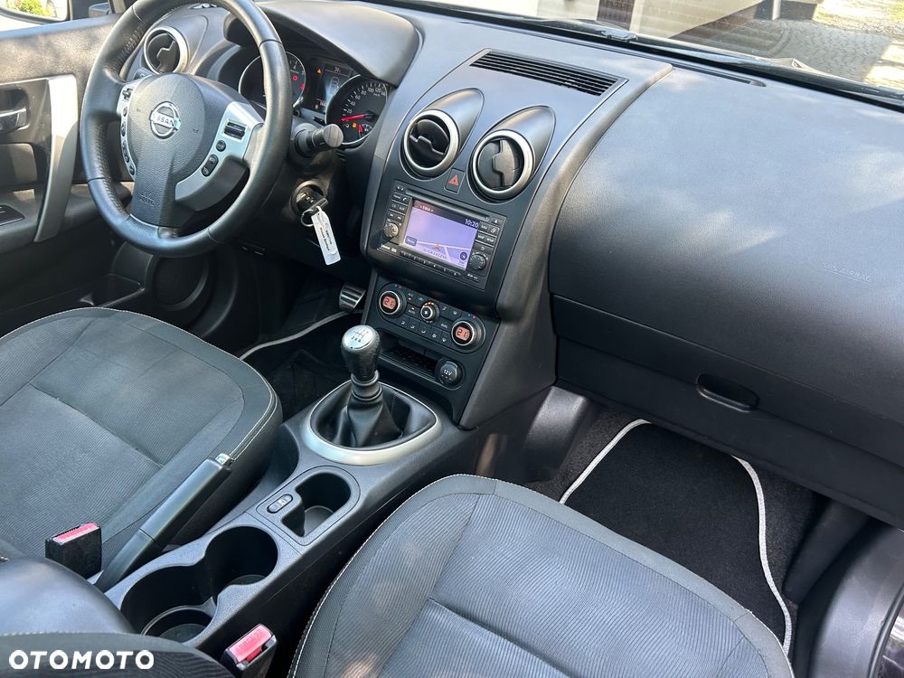 Nissan Qashqai 2.0 Visia - 8