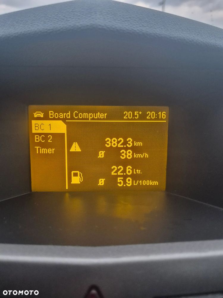 Opel Astra 1.9 CDTI DPF - 23