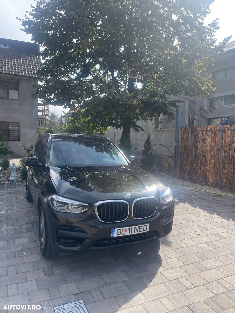 BMW X3 xDrive20i Aut. Advantage - 3