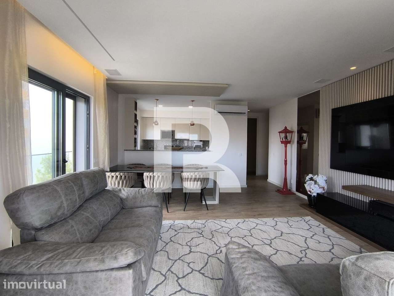 Apartamento T4 semi novo em Portimao - Grande imagem: 3/41