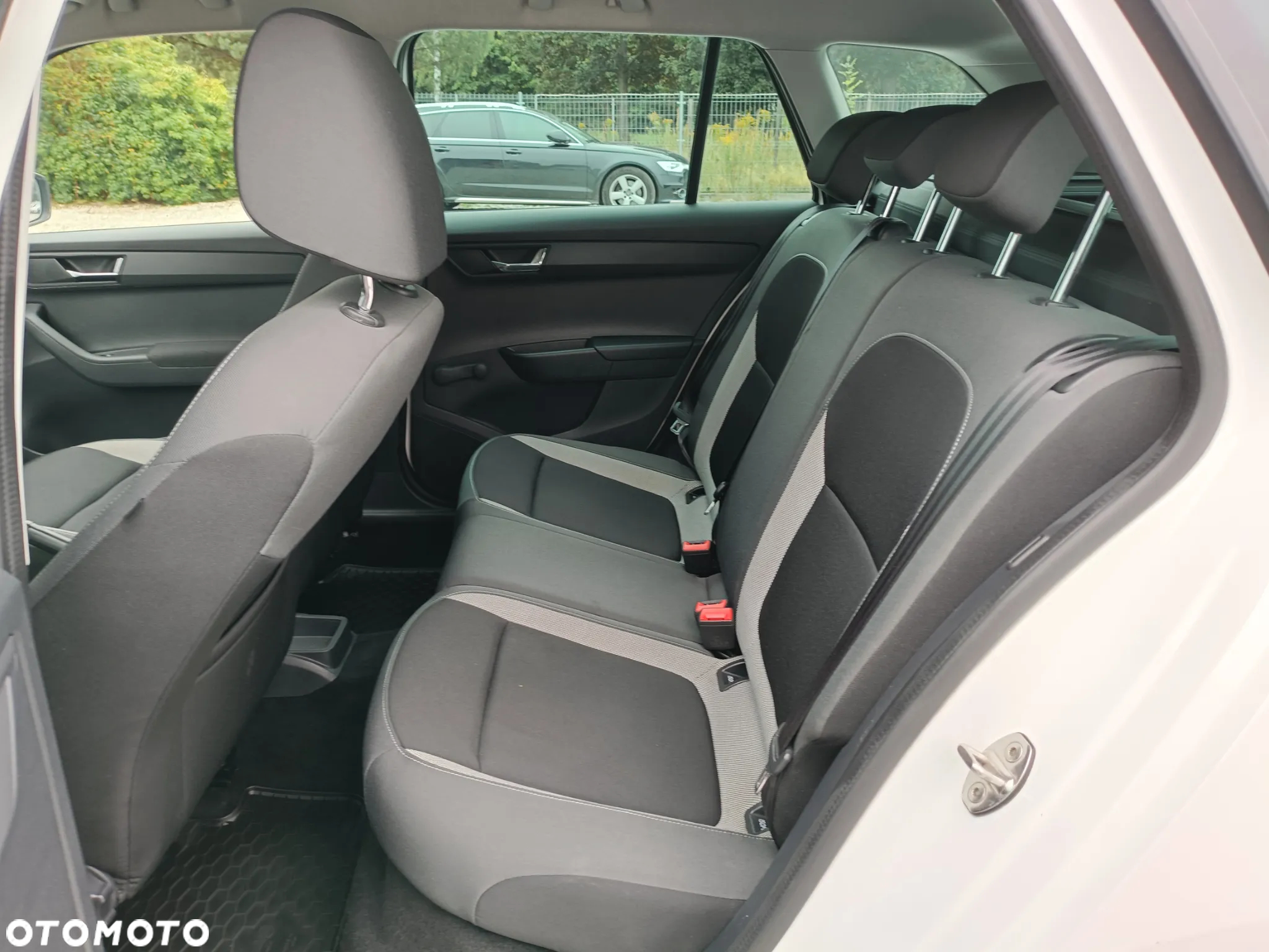 Skoda Fabia - 12