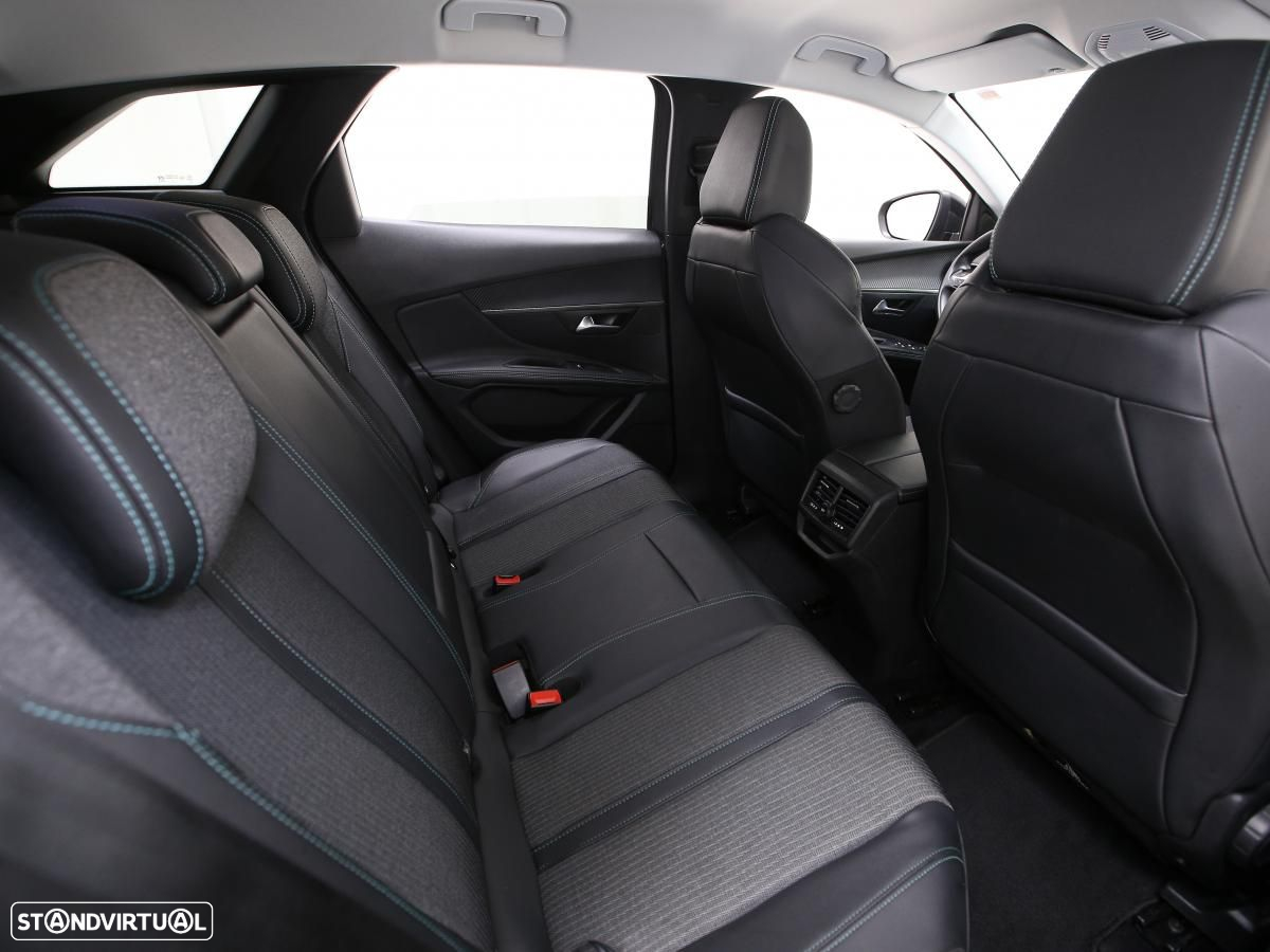 Peugeot 3008 1.6 Hybrid Allure e-EAT8 - 12