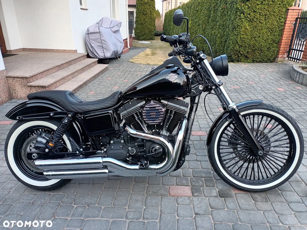 Harley-Davidson Dyna Street Bob - 15