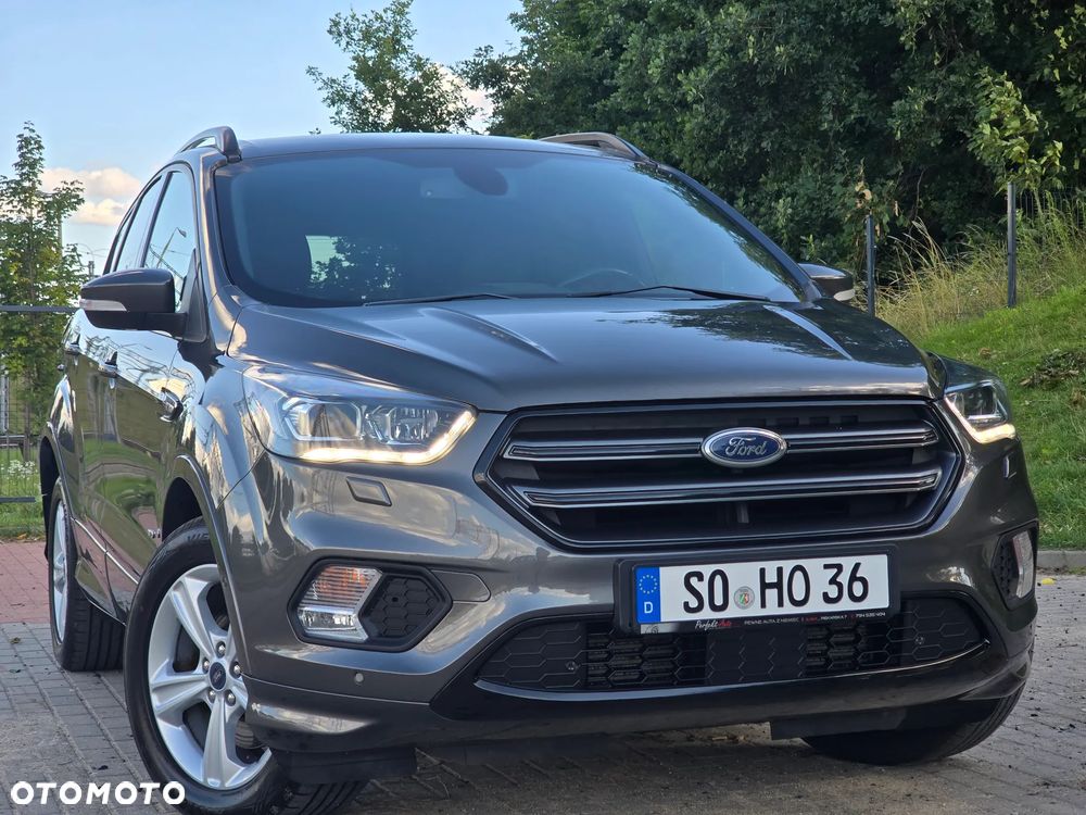 Ford Kuga 2.0 TDCi 4x4 ST-Line - 36