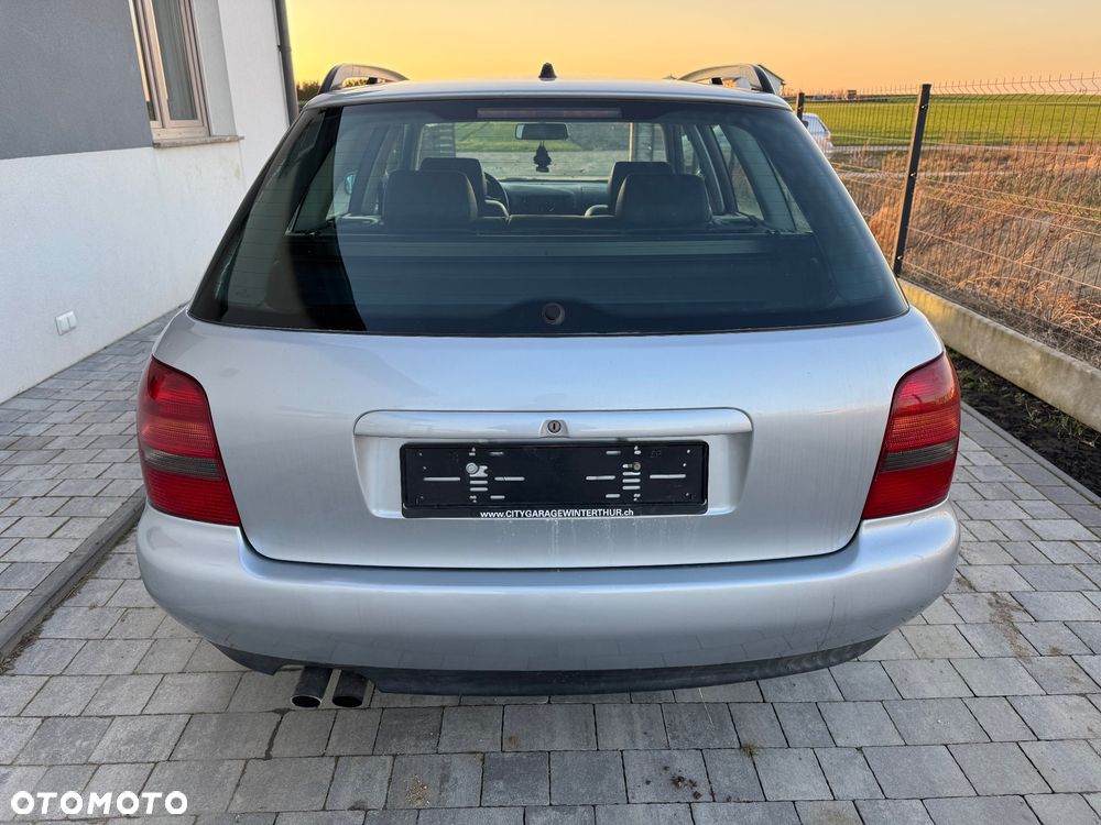 Audi A4 - 4