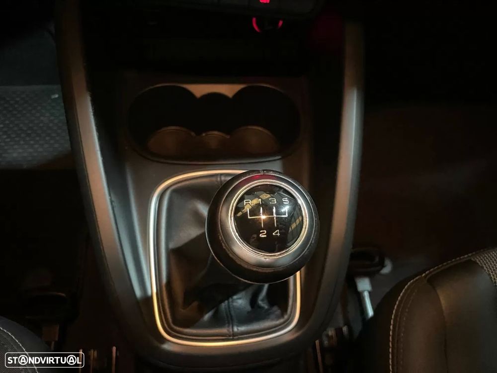 Audi A1 1.6 TDI S-line - 14