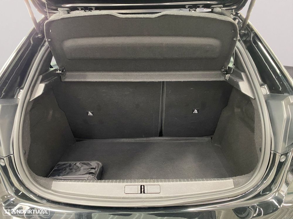 Peugeot 208 1.2 PureTech Active - 21