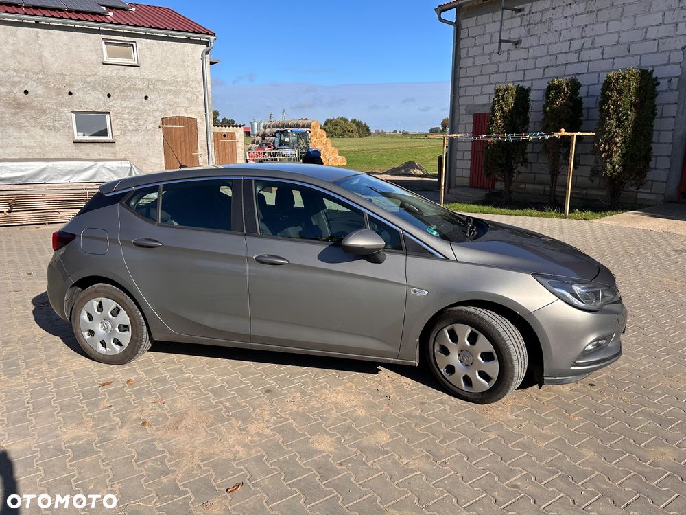 Opel Astra - 2